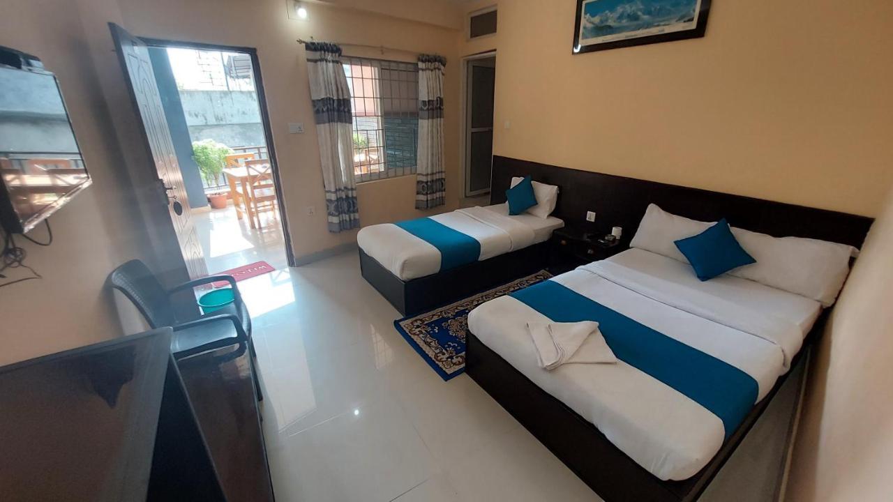 Golden Lake Pokhara Ngoại thất bức ảnh