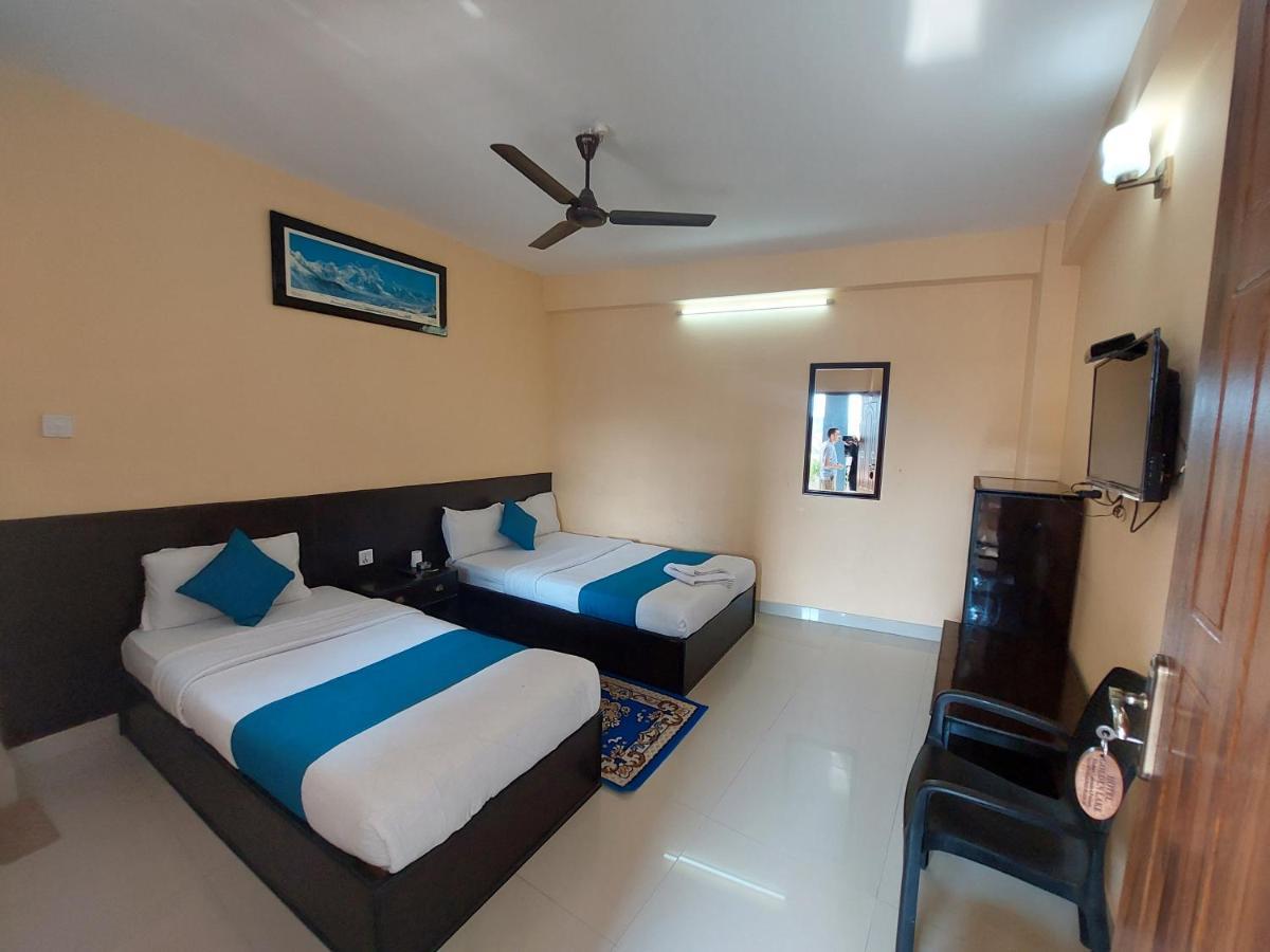 Golden Lake Pokhara Ngoại thất bức ảnh