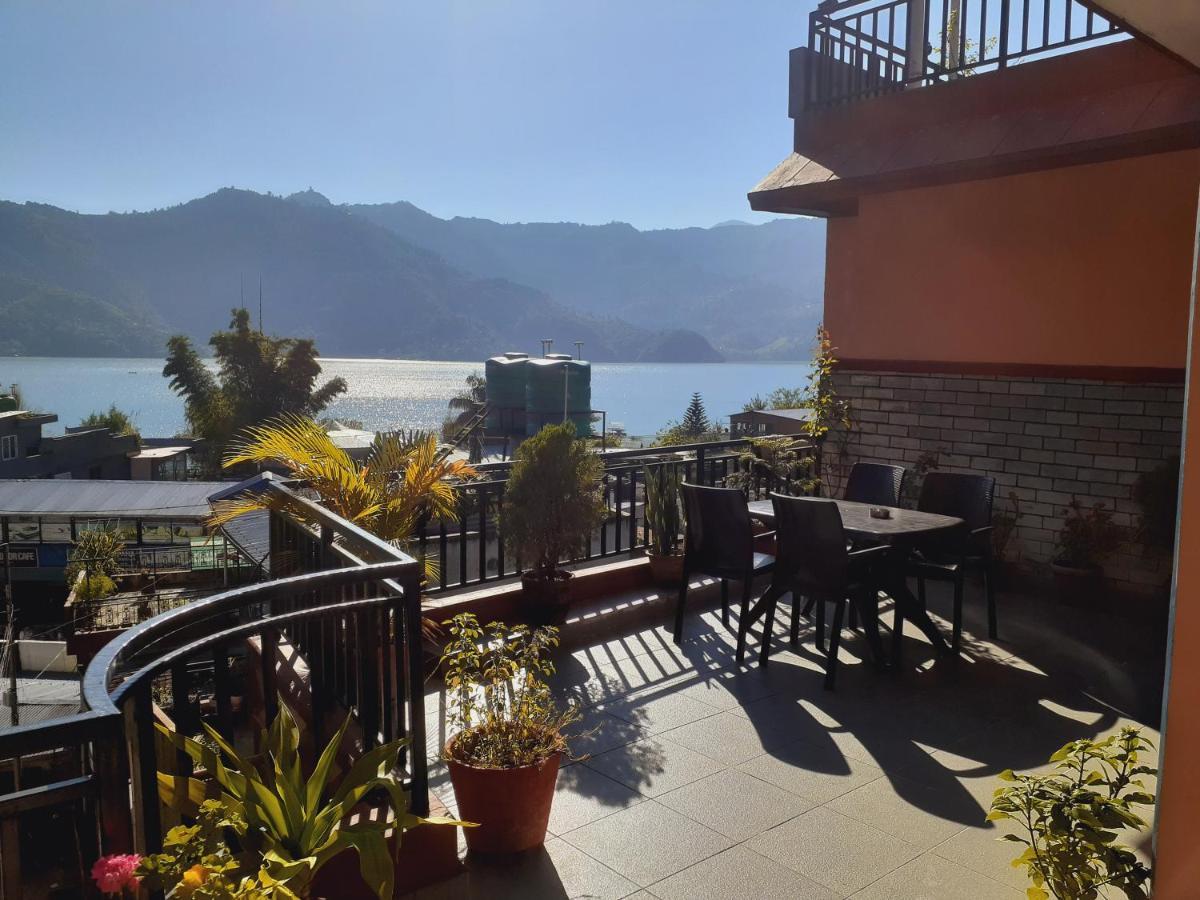 Golden Lake Pokhara Ngoại thất bức ảnh