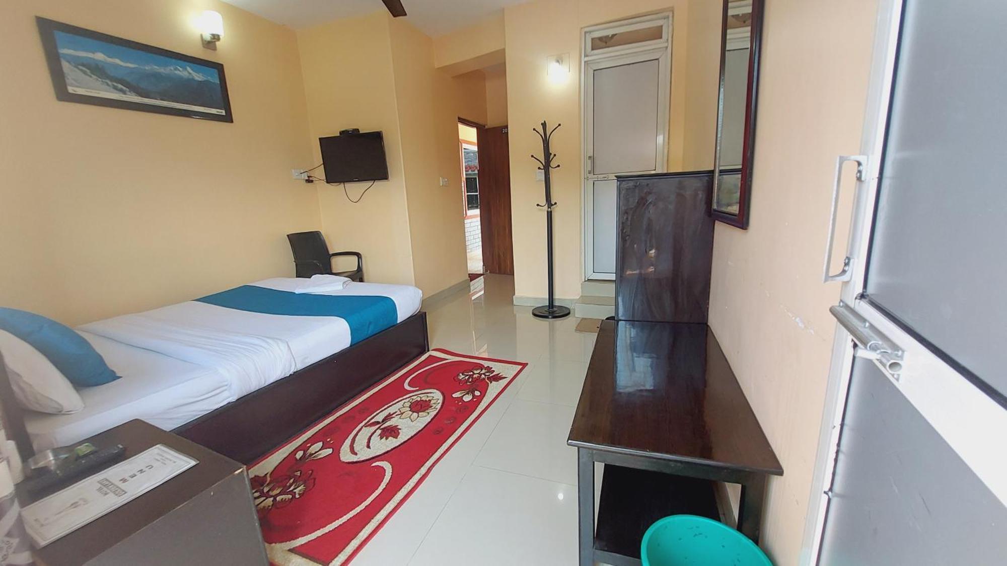 Golden Lake Pokhara Ngoại thất bức ảnh