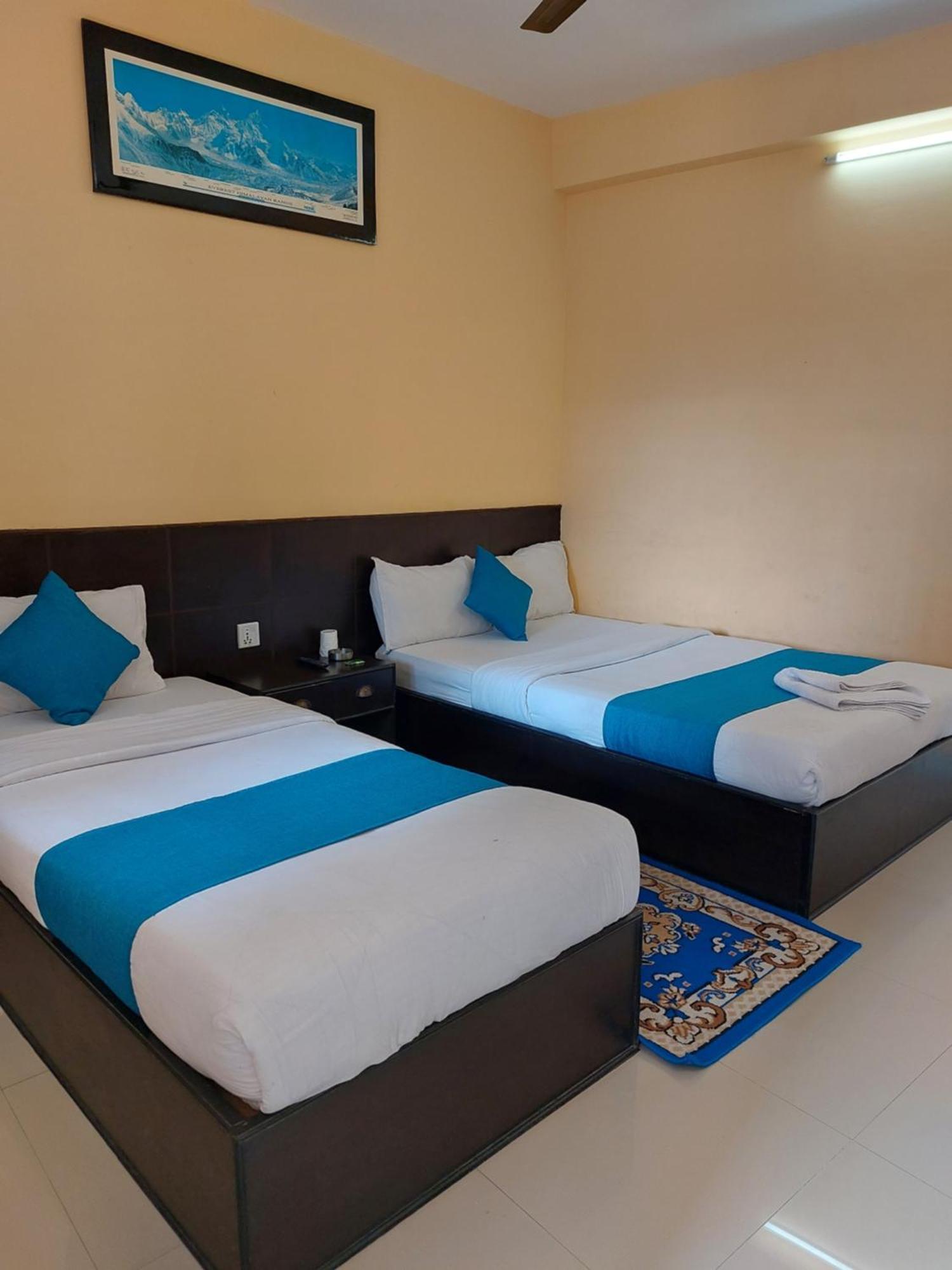 Golden Lake Pokhara Ngoại thất bức ảnh