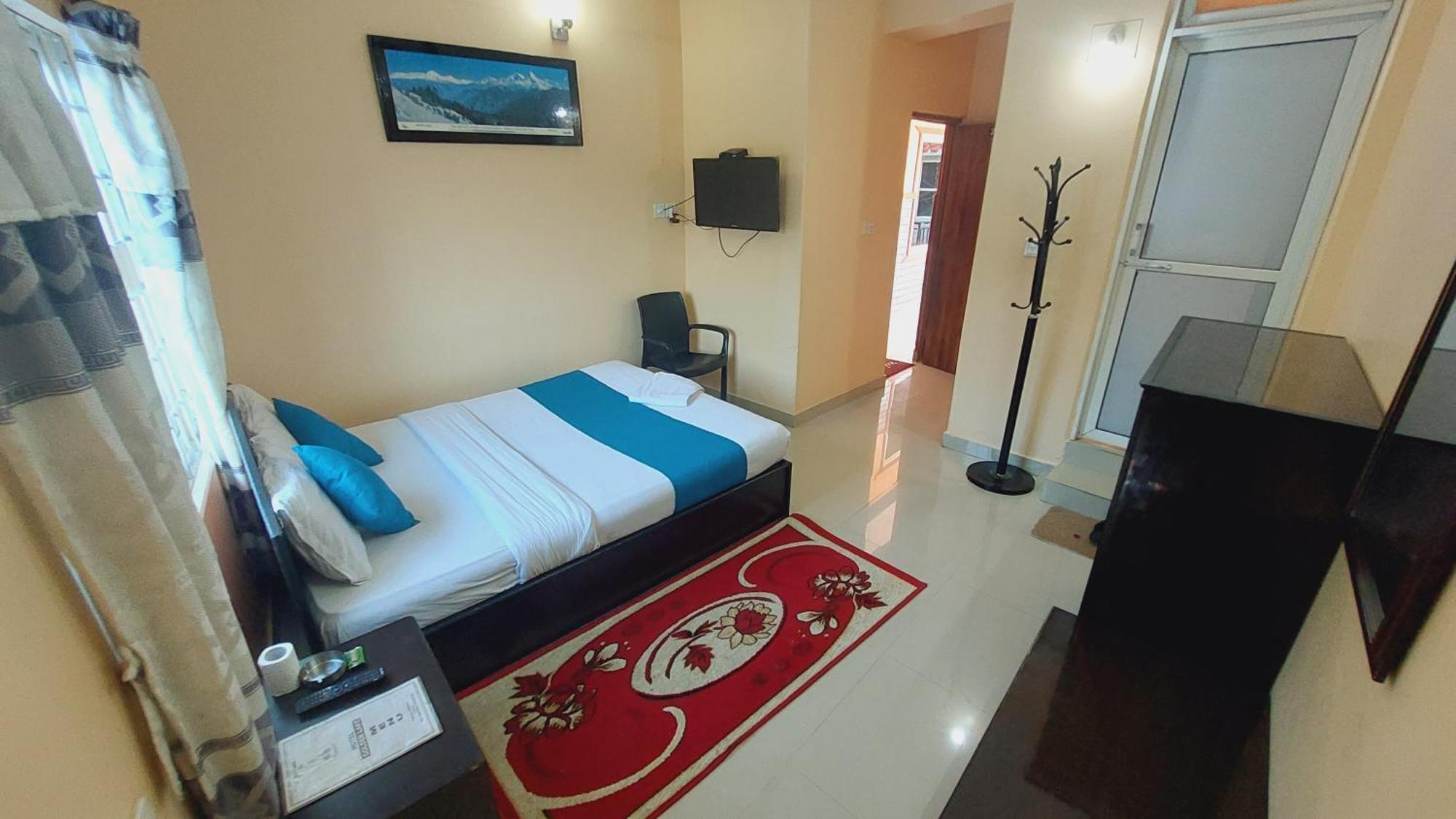 Golden Lake Pokhara Ngoại thất bức ảnh