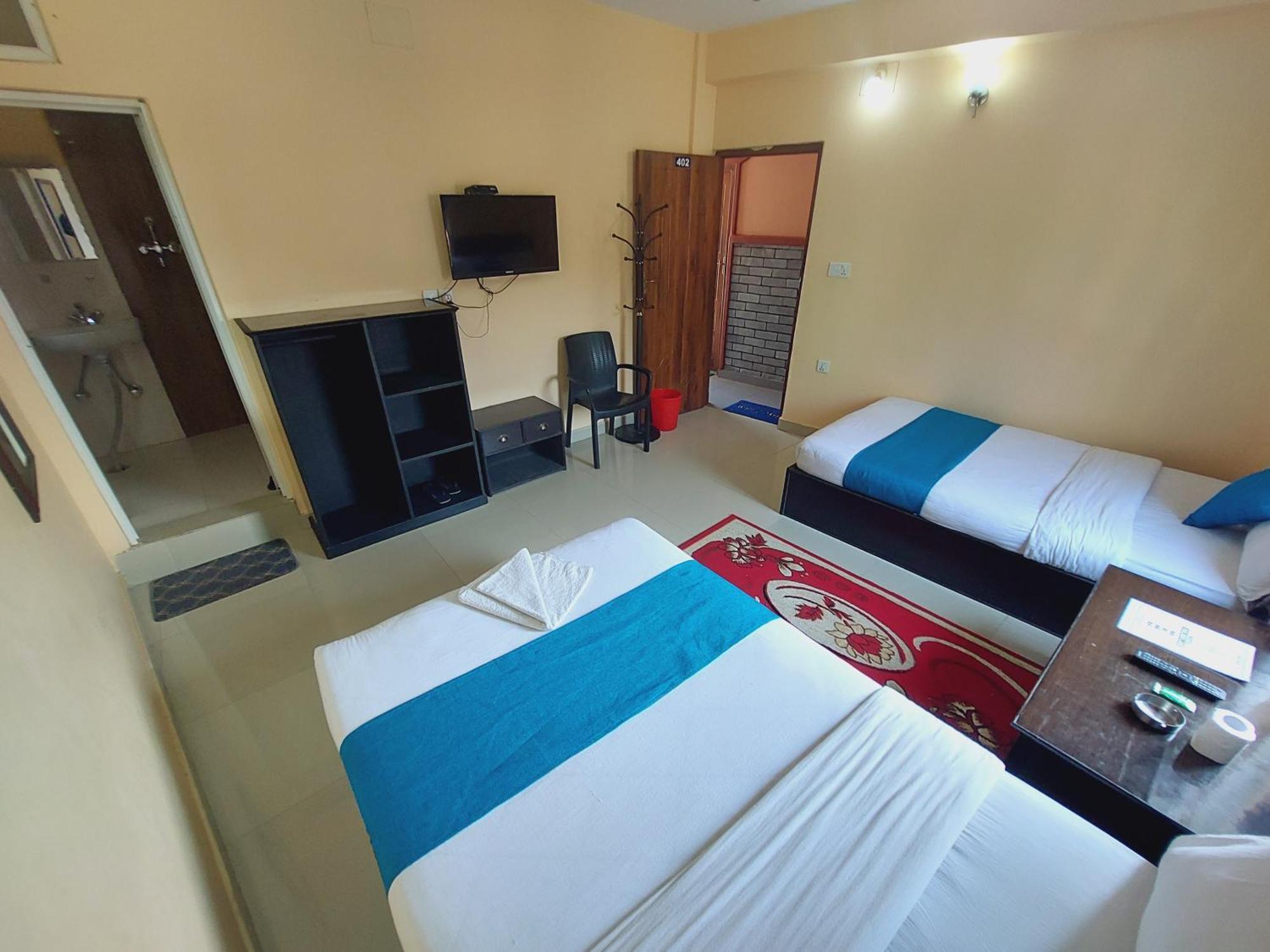 Golden Lake Pokhara Ngoại thất bức ảnh